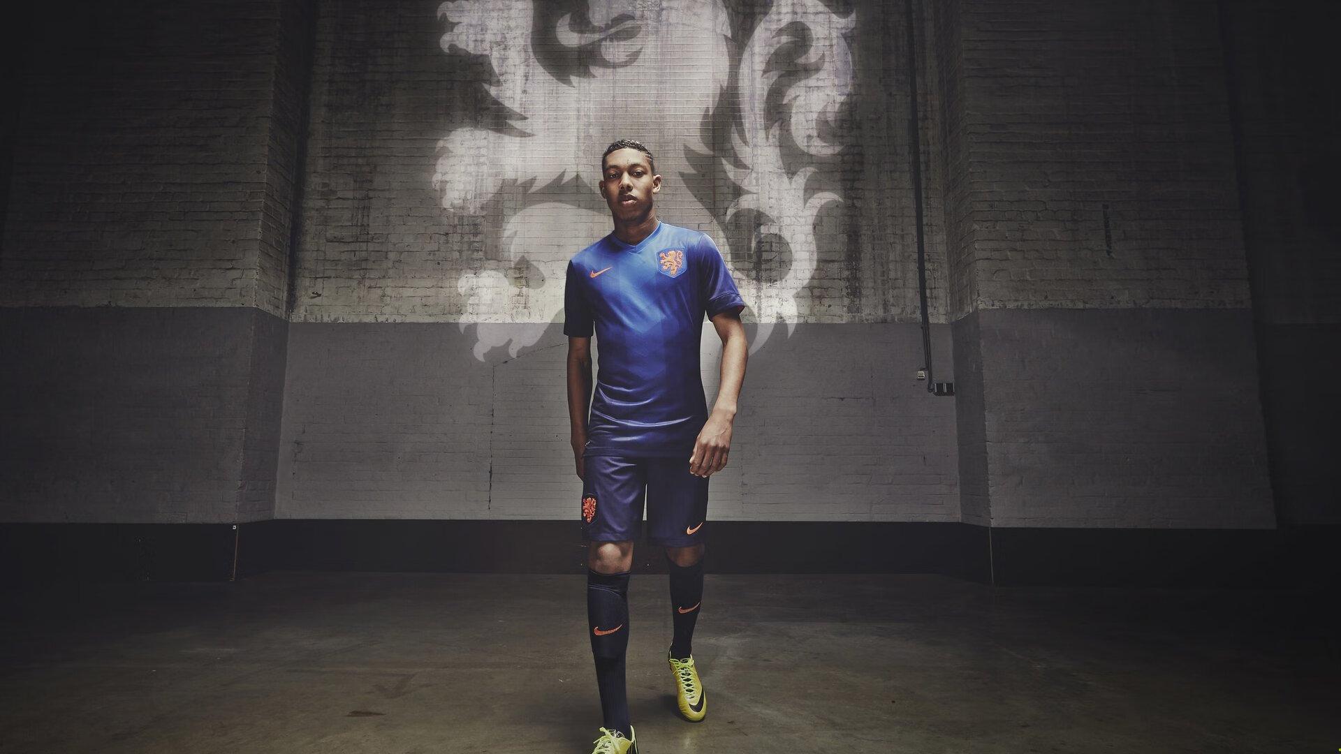 王者归来！XX队强势卫冕联赛冠军，书写传奇新篇章