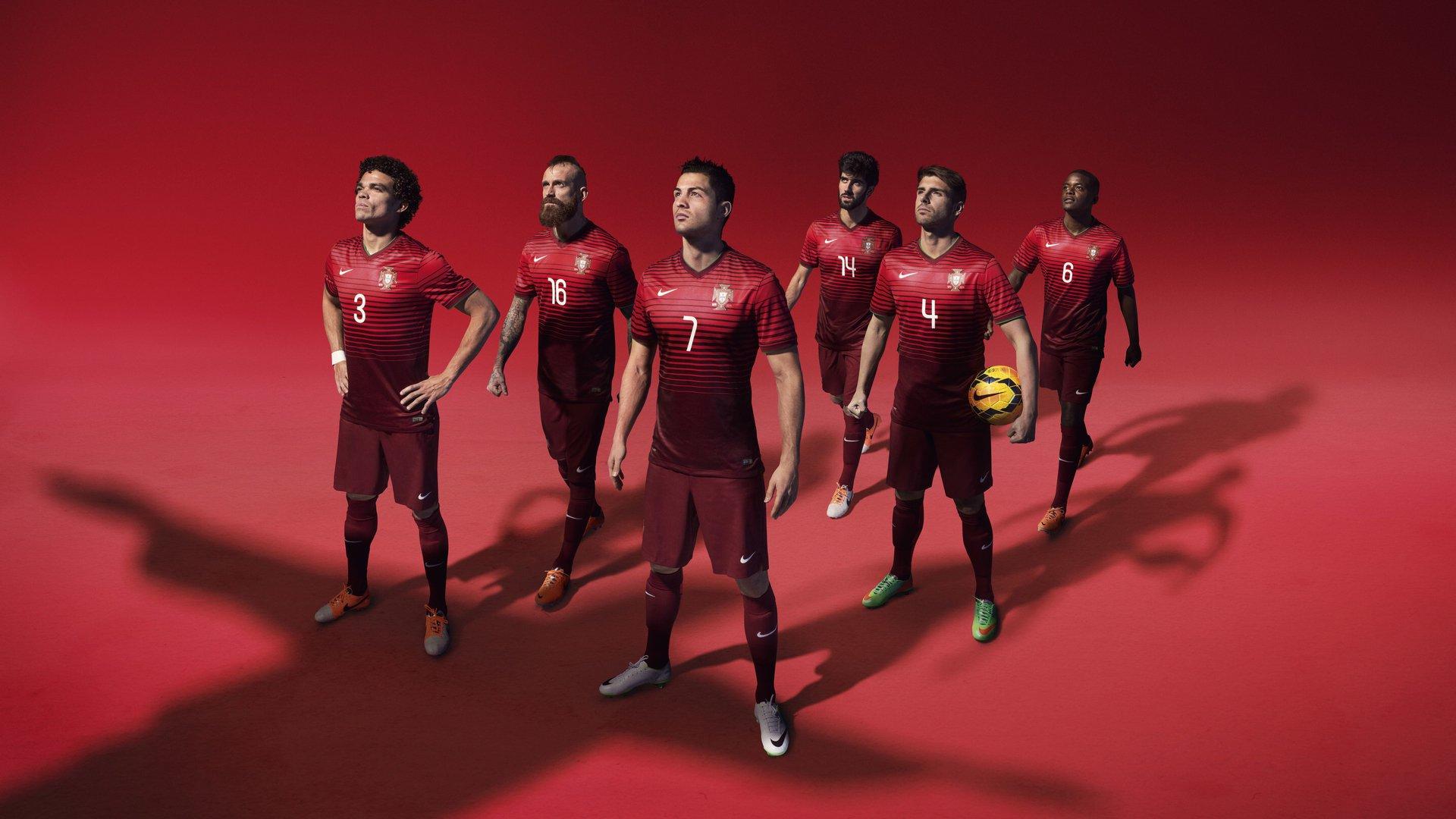 梅西梅开二度助迈阿密国际逆转取胜，球迷高呼球王归来